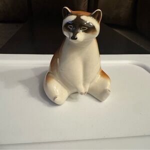 Lomonosov Sitting Racoon‎ Figurine Made in Russia Vintage 1990s